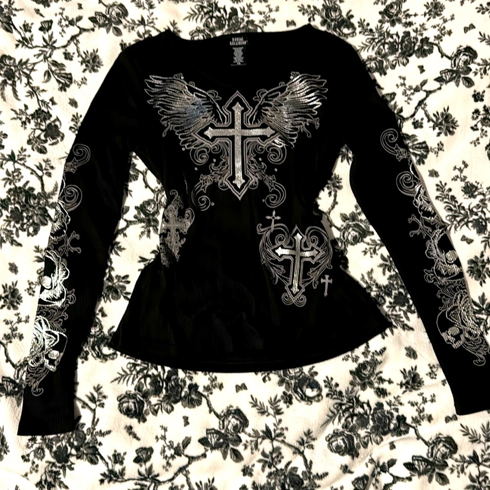 Women’s low cut  y2k cross print women’s defined long sleeve top